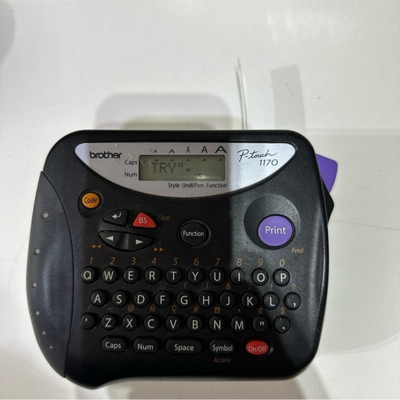 Brother P-touch #1170 Label Maker with Paperwork, Working condition - Picture 1 of 4